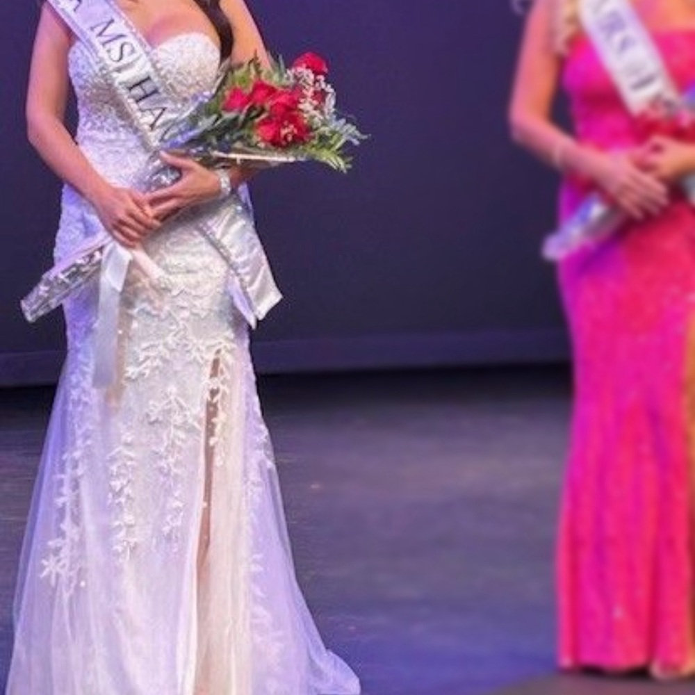 Pageant/Wedding Dress - Picture 2 of 5
